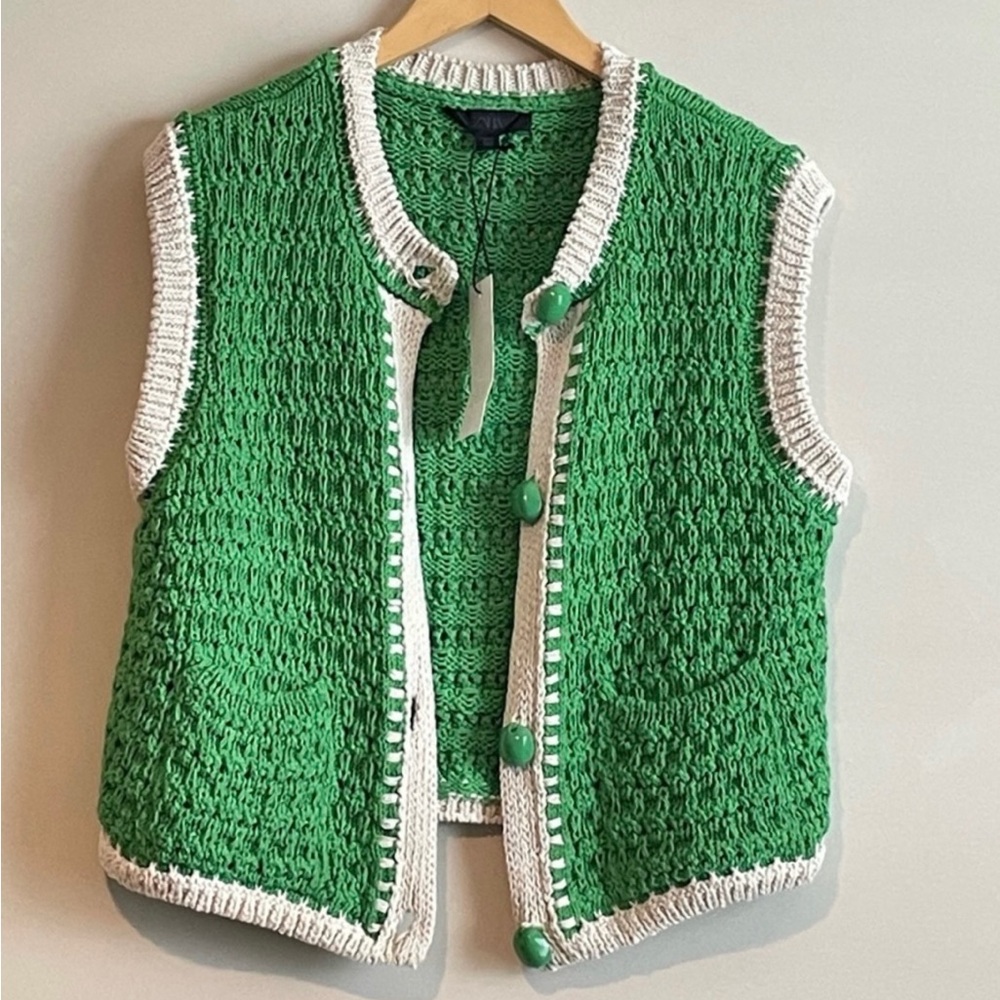 NEW Zara Green Chunky Knit Sleeveless Cardigan with Chunky Buttons  Sz M